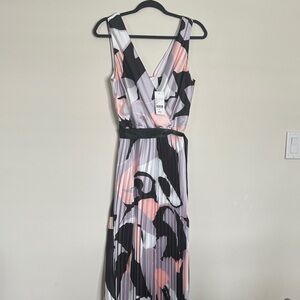 NEW Frank Lyman Silky Pink, Lilac, Black & White Pleated Maxi Dress/Gown